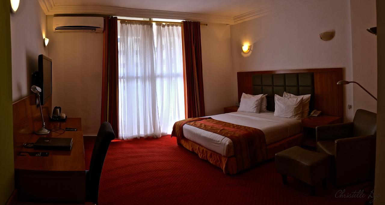 Leon Hotel Kinşasa Dış mekan fotoğraf